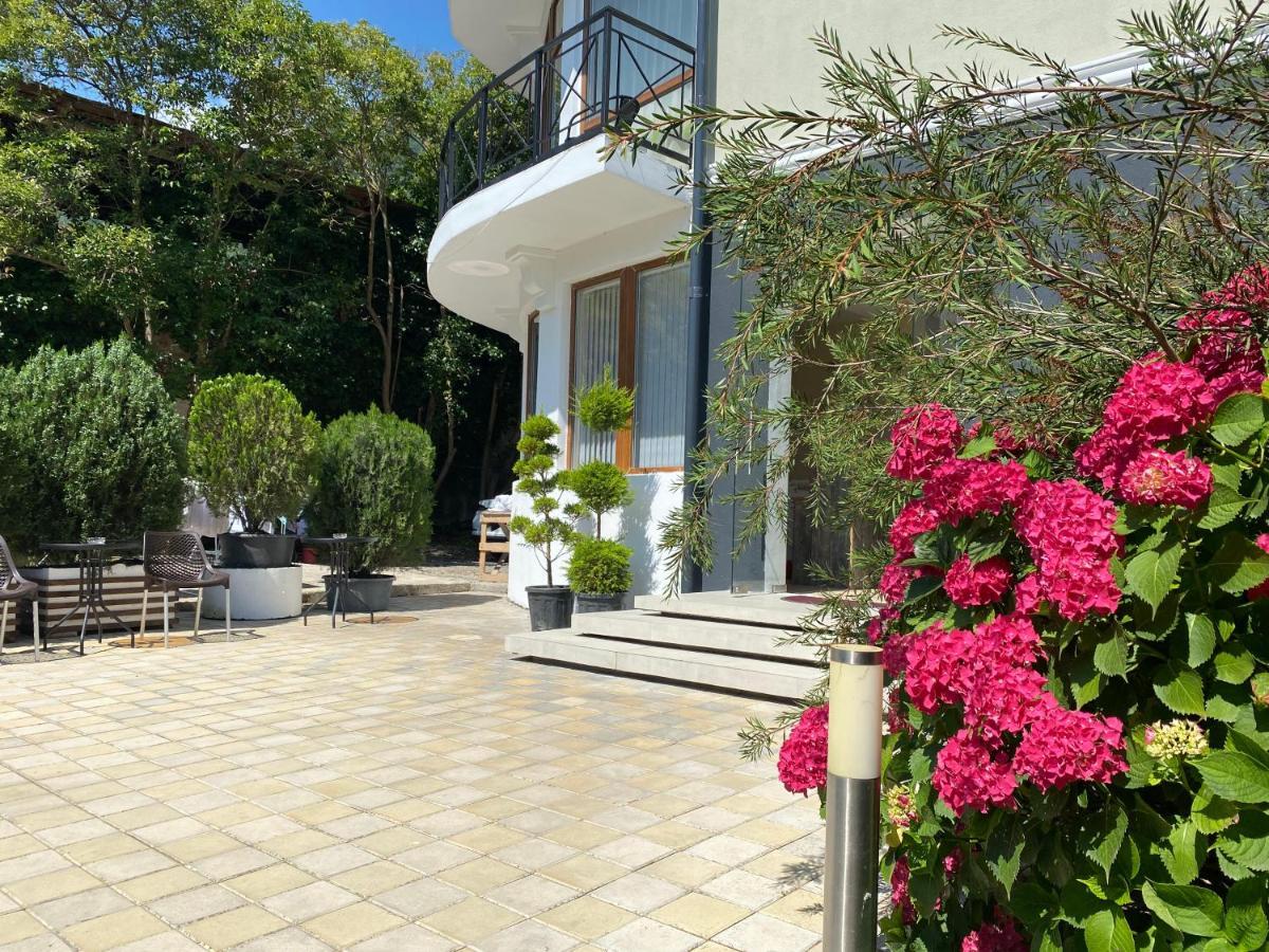 Hotel Golden Gagra Ngoại thất bức ảnh